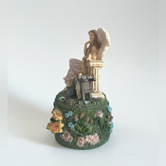 Young’s Spring Garden Angel Trinket Box Candle Holder Figurine - Picture 2 of 8
